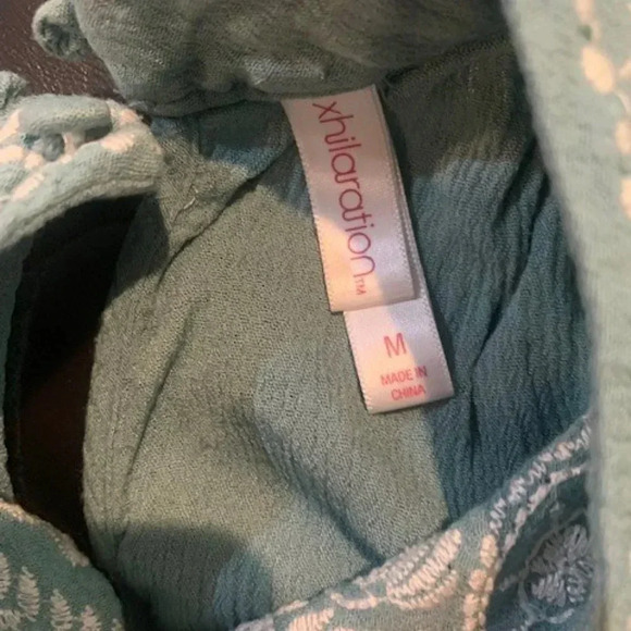 Boho teal cold shoulder top M EUC - Picture 5 of 5